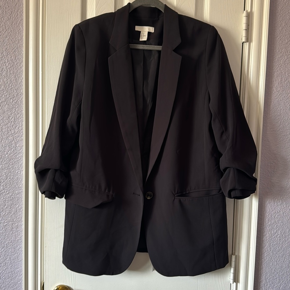 H&M Black Blazer